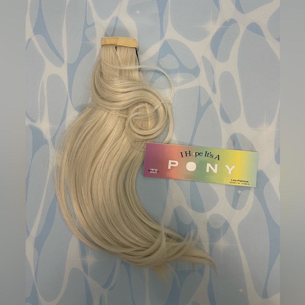INH - Lola ponytail (platinum)
